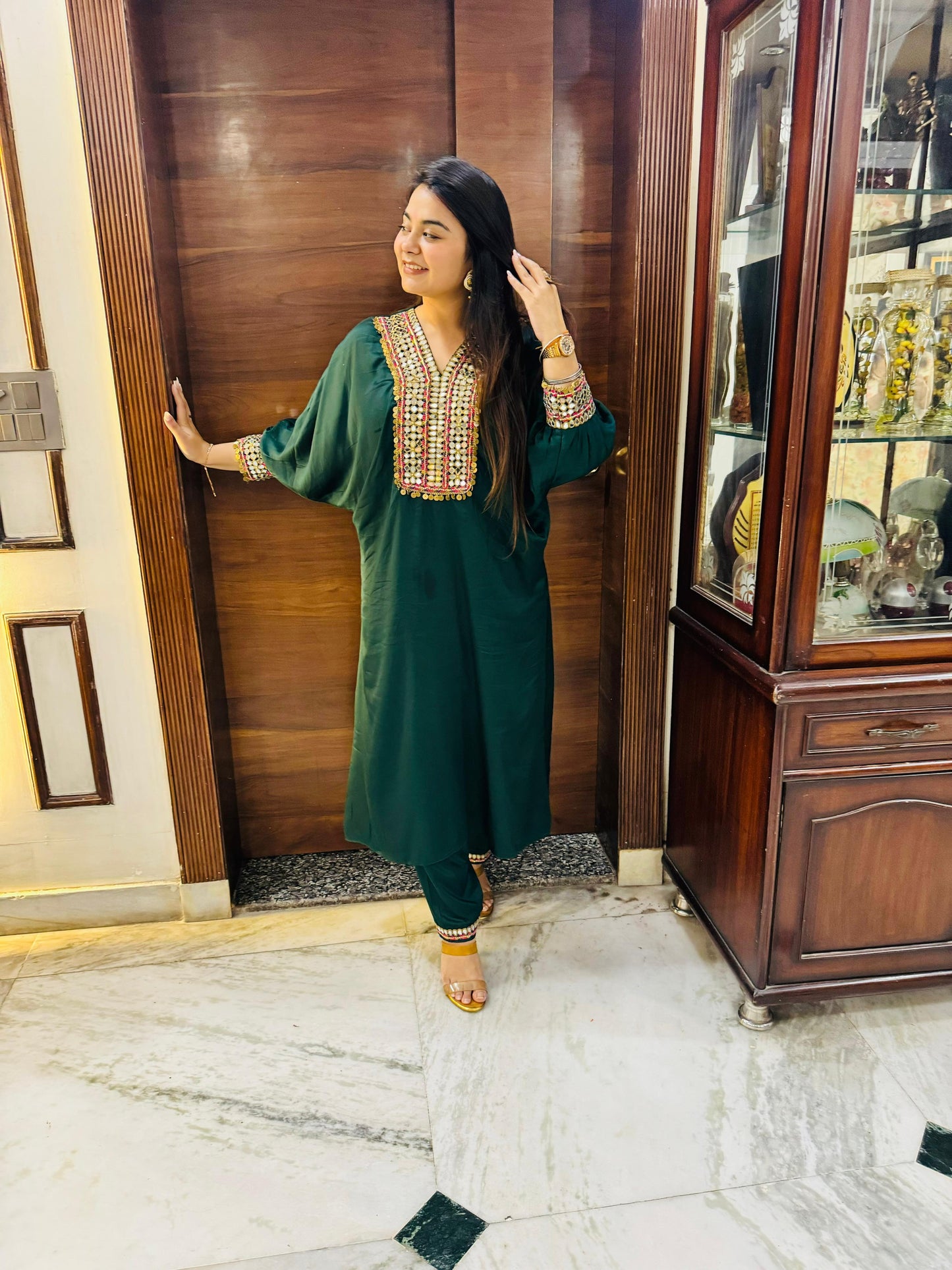 Embroidery green suit
