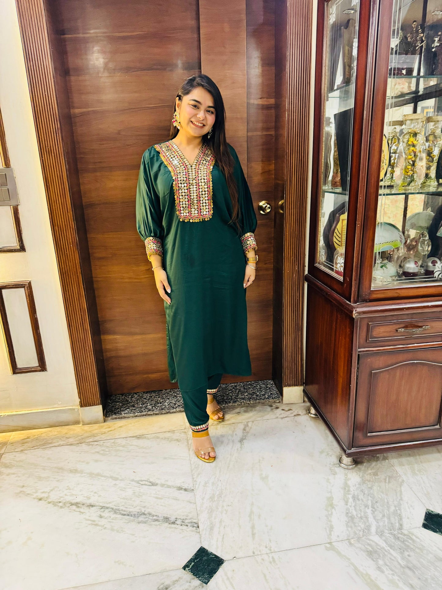 Embroidery green suit